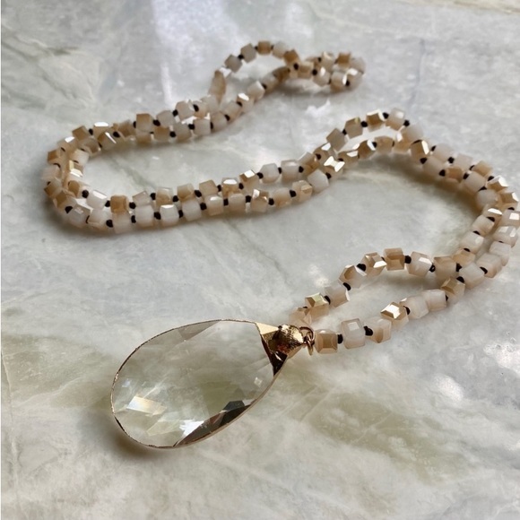 Champagne Beaded Necklace 26$